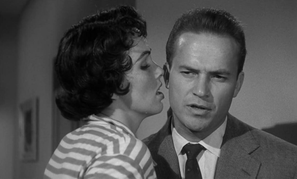 Un bacio e una pistola [B/N] streaming ita