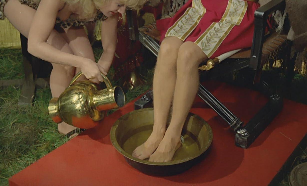 Ehi Cesare vai da Cleopatra? Hai chiuso... streaming ita