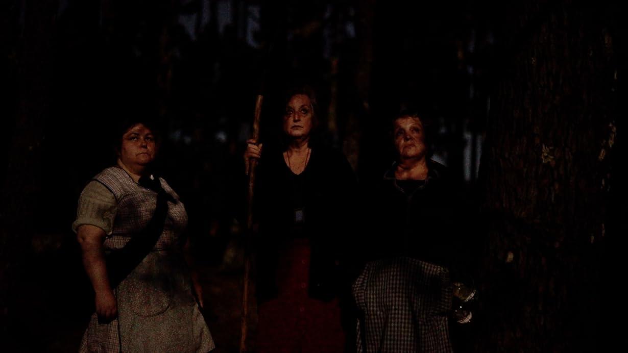 Red Moon Tide streaming ita