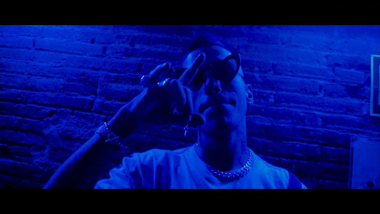 Famoso - Sfera Ebbasta: Il film streaming ita