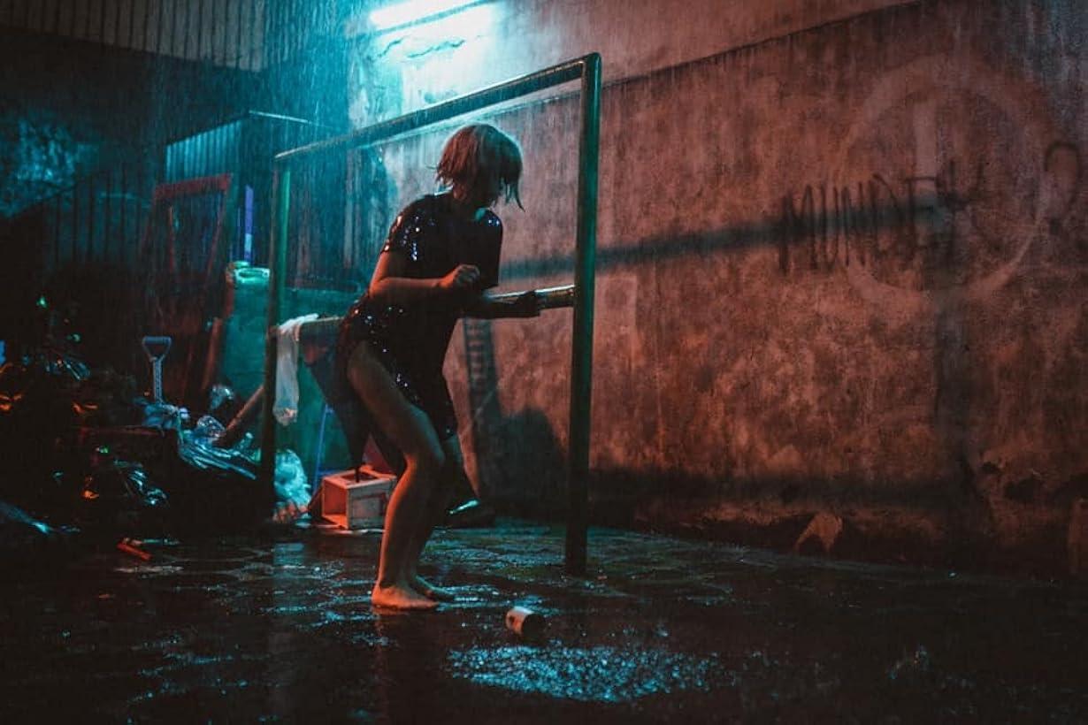 2028: La ragazza trovata nella spazzatura streaming ita