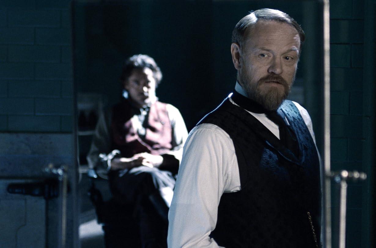 Sherlock Holmes - Gioco di ombre streaming ita