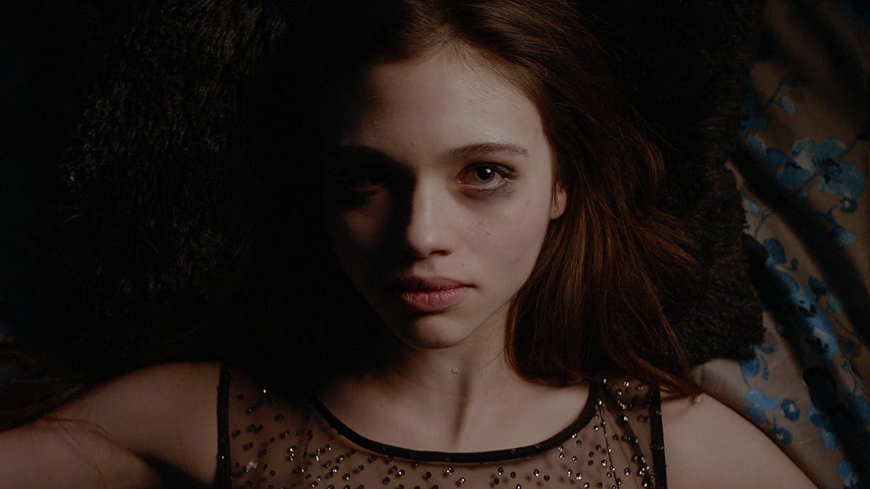 Look Away - Lo sguardo del male streaming ita